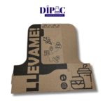 Hecho de cartón resistente, este porta vasos es ligero, ecológico y duradero, asegurando que las bebidas lleguen a su destino de forma intacta.