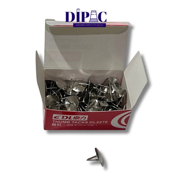 Asegura que tus manteles se mantengan en su lugar con nuestras chinches cromadas de 10mm. Además de ser ideales para fijar manteles al tablón, también son muy útiles en manualidades y trabajos de oficina.