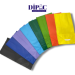 Estos sobres tienen una base rectangular que le da un toque único y versátil, ideal para crear presentaciones especiales para tus invitados.